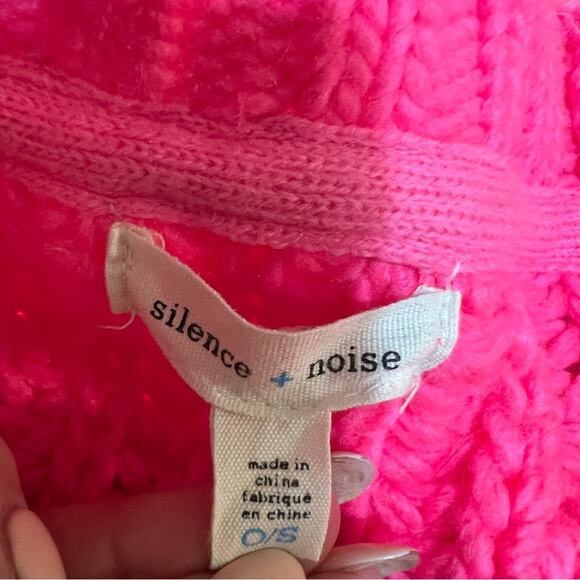 Silence + Noise Pink Chunky Shaker Knit Ally Cardigan Urban Outfitters O/S - Picture 7 of 8
